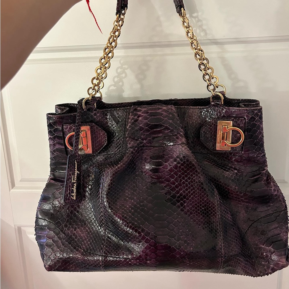 Salvatore Ferragamo Bag - Picture 6 of 7